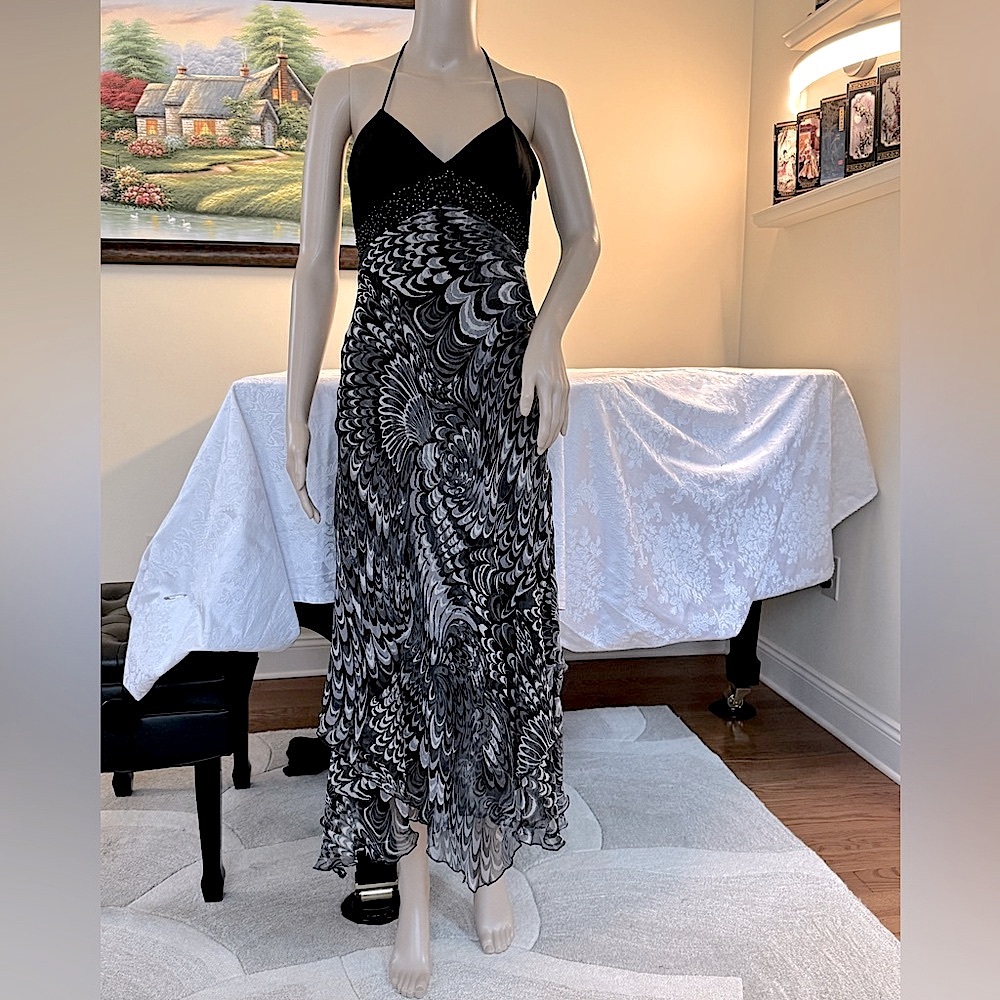 Laundry By Shelli Segal Silk gown
